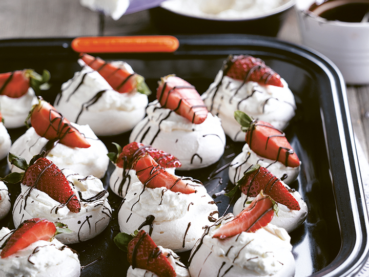 Meringues With Whipped Cream, Strawberries And Chocolate